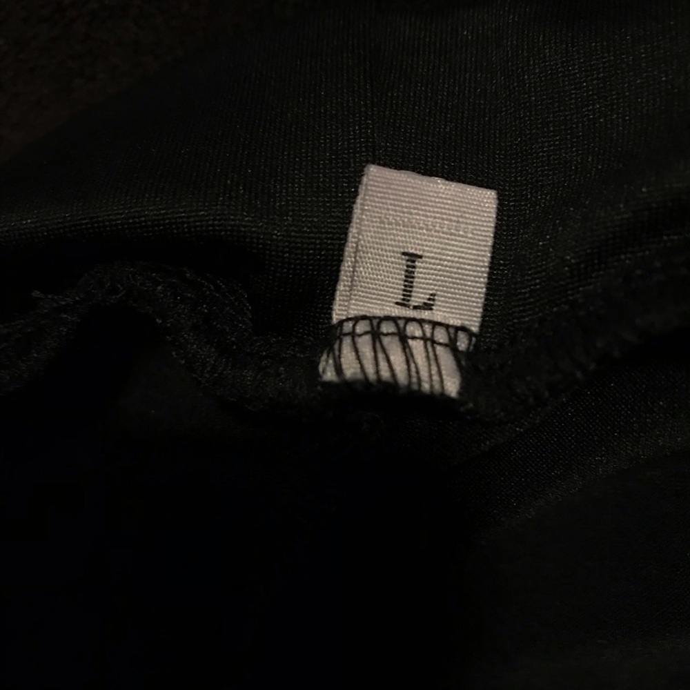 Juniors Black (side mesh) Leggings! - Picture 3 of 3